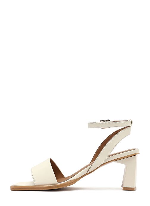Kadın Krem Bilekten Tokalı Kalın Topuklu Deri Sandalet 25SFD131218 - Görsel 5