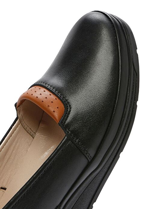 Kadın Siyah Dolgu Topuklu Deri Comfort Loafer 25SFD501318 - Görsel 9