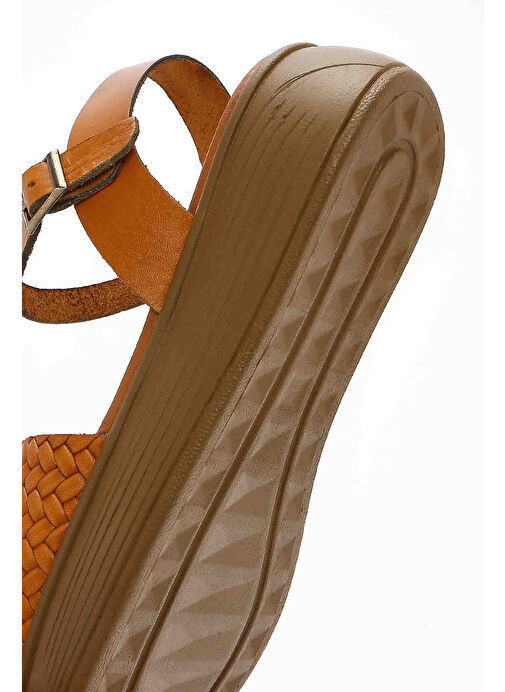 Derimod Derimod Kadın Taba Bilekten Bağlamalı Örgülü Kalın Tabanlı Deri Sandalet 25SFD332626 Sandalet & Terlik | Boyner Taba - 9. görsel