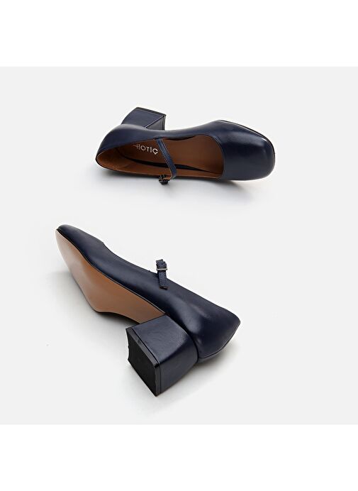 Hotiç Lacivert Kadın Deri Topuklu Ayakkabı 01AYH291060A680 - Görsel 7