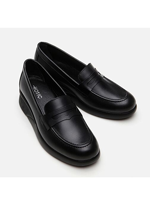 Hotiç Siyah Kadın Deri Loafer 01AYH294700A100 - Görsel 4