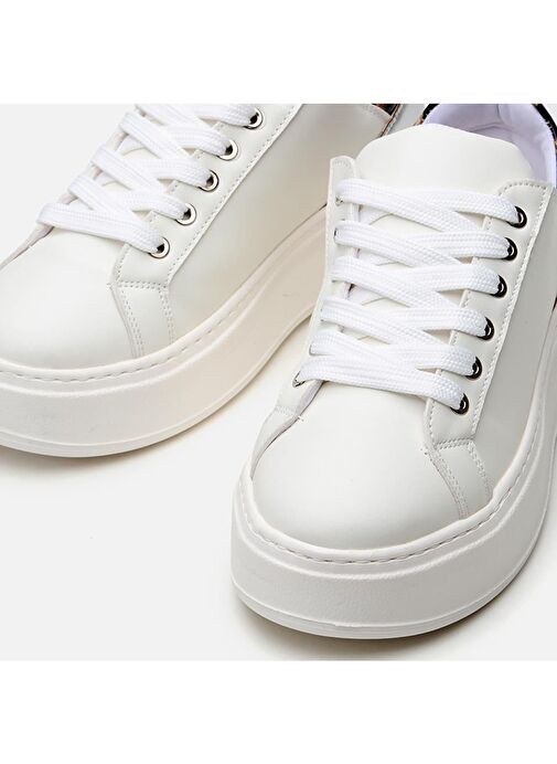 Yaya by Hotiç Beyaz Kadın Sneaker 01AYY299020A900 - Görsel 7