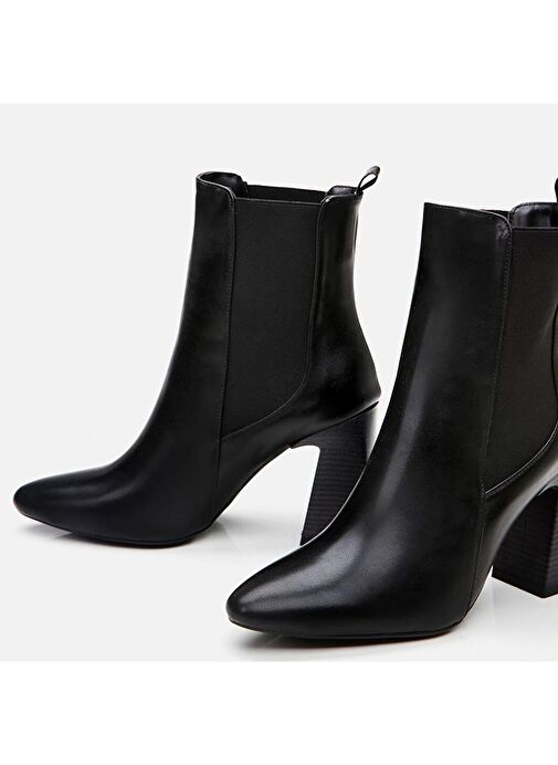 Siyah Kadın Topuklu Bot - Görsel 5