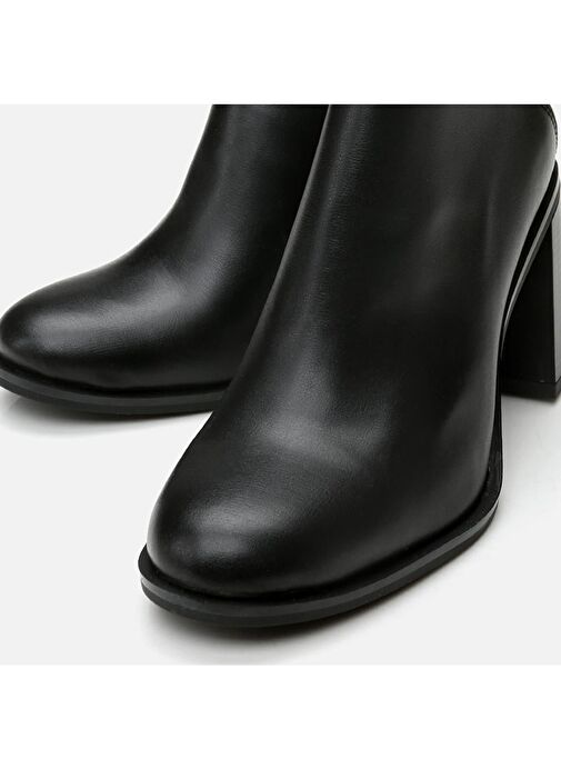 Siyah Kadın Topuklu Bot - Görsel 7