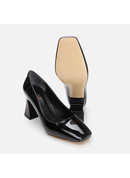 Yaya by Hotiç Siyah Kadın Rugan Topuklu Ayakkabı 01AYY299100A100 - Görsel 8