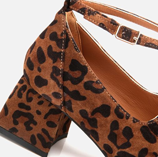 Hotiç Taba Kadın Süet Topuklu Ayakkabı 01AYH301430A379 - Görsel 6