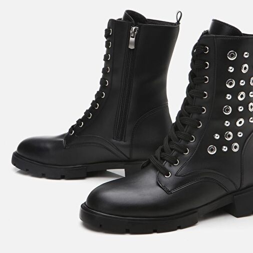 Siyah Kadın Zımbalı Düz Bot - Görsel 4