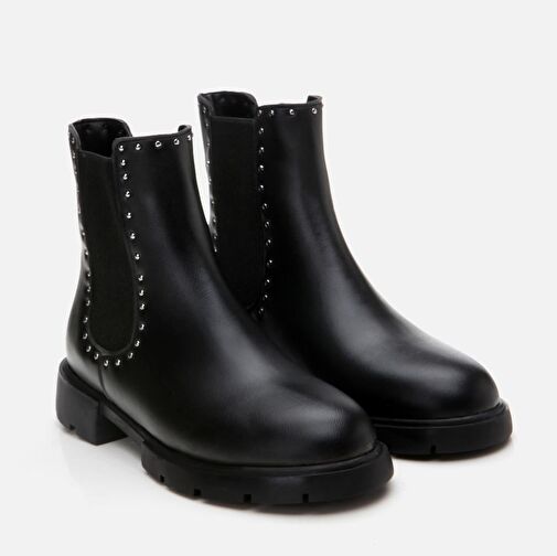 Siyah Kadın Zımbalı Düz Bot - Görsel 3