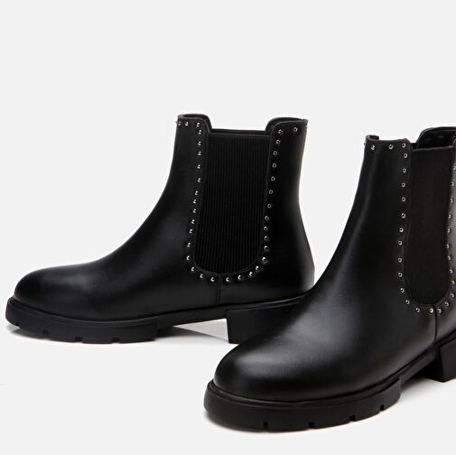 Siyah Kadın Zımbalı Düz Bot - Görsel 5