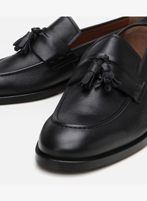 Erkek Deri Siyah Püskül Detaylı Klasik Loafer - Görsel 4