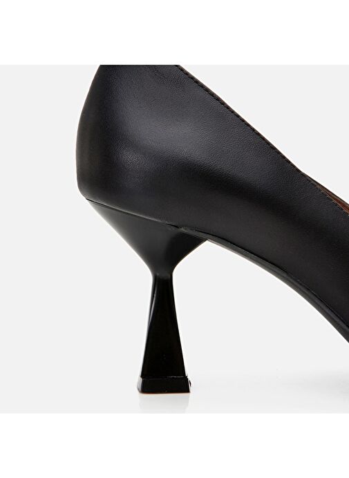 Hotiç Siyah Kadın Deri Stiletto 01AYH304140A100 - Görsel 5