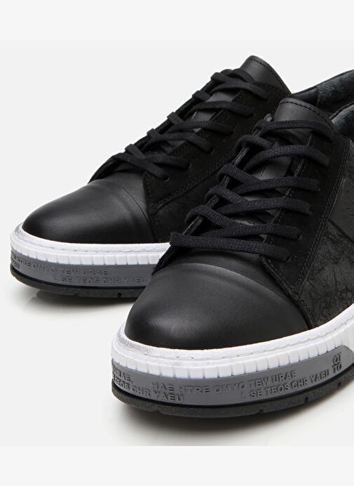 Erkek Deri Siyah Baskılı Spor Ayakkabı - Görsel 4