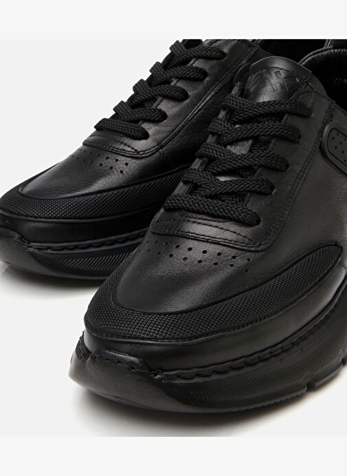 Erkek Deri Siyah Ultra Hafif Tabanlı Spor Ayakkabı - Görsel 4