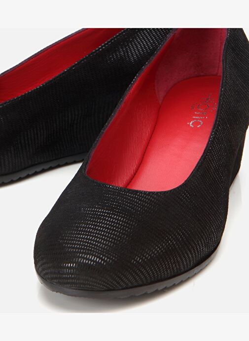 Kadın Deri Siyah Esnek Dolgu Topuklu Ayakkabı - Görsel 4