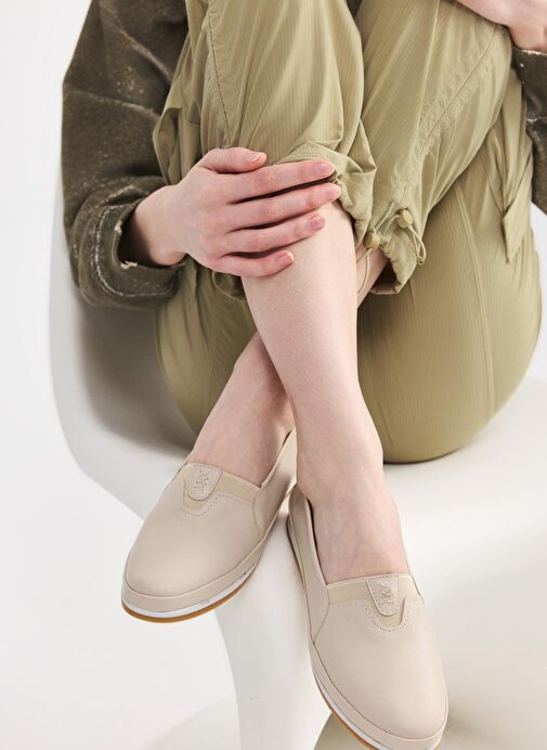 Kadın Bej Comfort Düz Ayakkabı - Görsel 3