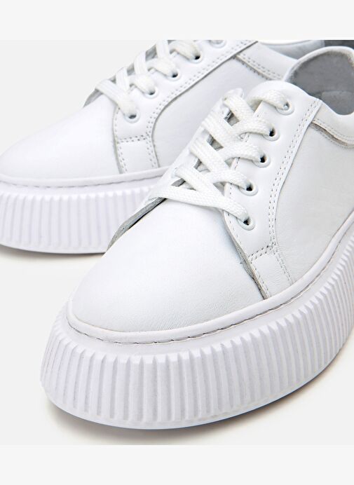 Kadın Deri Beyaz Kalın Tabanlı Spor Ayakkabı - Görsel 4