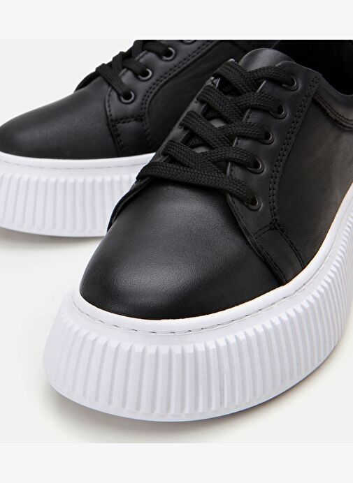 Kadın Deri Siyah Beyaz Kalın Tabanlı Spor Ayakkabı - Görsel 4