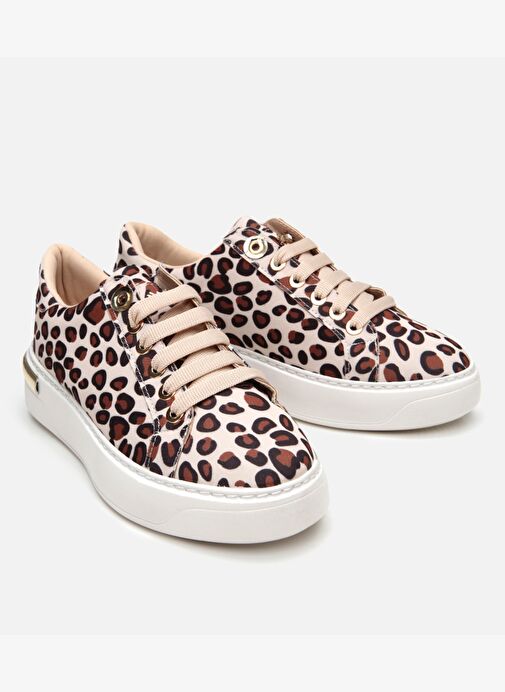 Kadın Bej Yaya Leopar Desenli Spor Ayakkabı - Görsel 3
