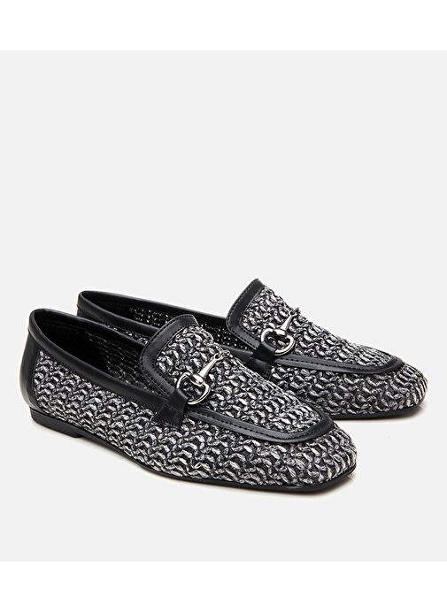 Kadın Siyah Tokalı Hasır Detaylı Babet - Görsel 3