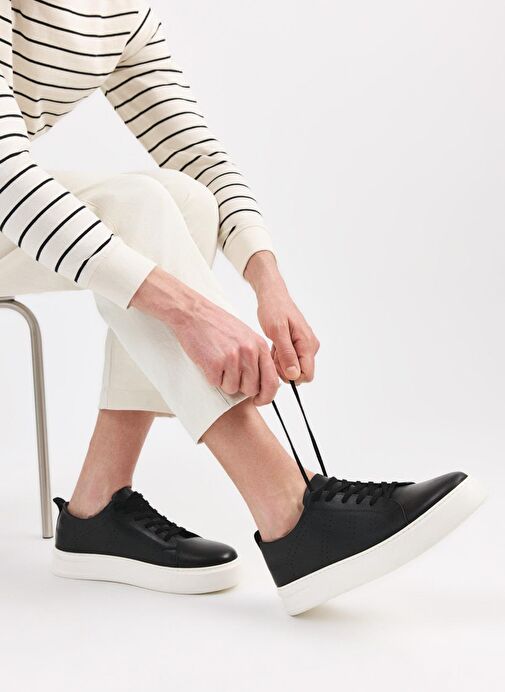 Erkek Deri Siyah Hafif Tabanlı Spor Ayakkabı - Görsel 2