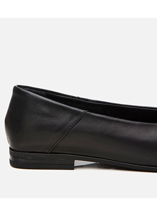 Kadın Deri Siyah Tokalı Babet - Görsel 6