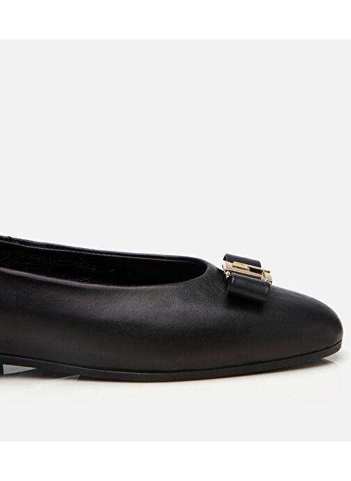 Kadın Deri Siyah Tokalı Babet - Görsel 8