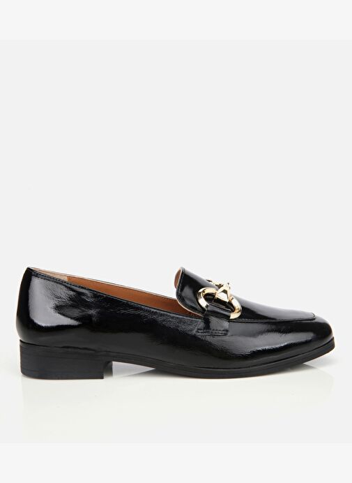 Kadın Rugan Deri Siyah Tokalı Klasik Loafer 01AYH312420A100 - Görsel 2