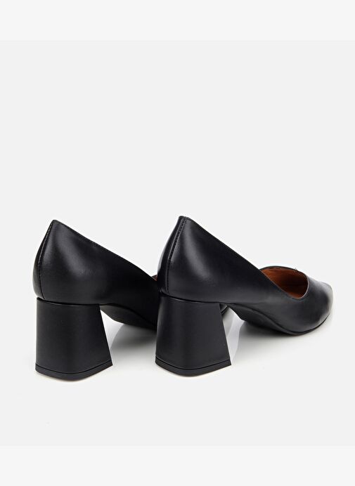 Kadın Deri Siyah Kalın Topuklu Ayakkabı 01AYH312470A100 - Görsel 5