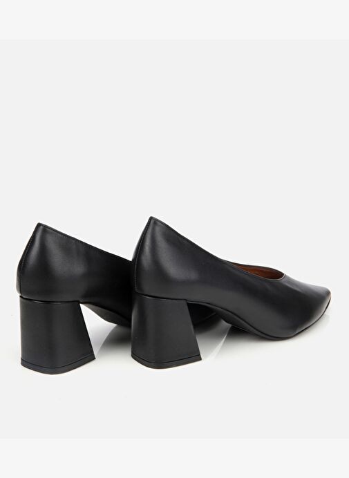 Kadın Deri Siyah Kalın Topuklu Ayakkabı 01AYH312560A100 - Görsel 5