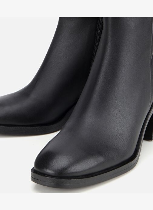 Kadın Deri Siyah Bilekte Topuklu Bot 01BOH312680A100 - Görsel 4