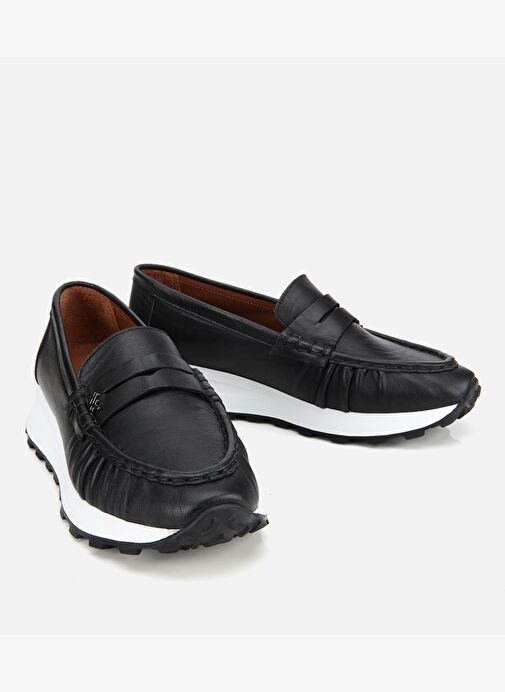 Kadın Deri Siyah Yumuşak Dokulu Günlük Loafer 01AYH312850A100 - Görsel 3