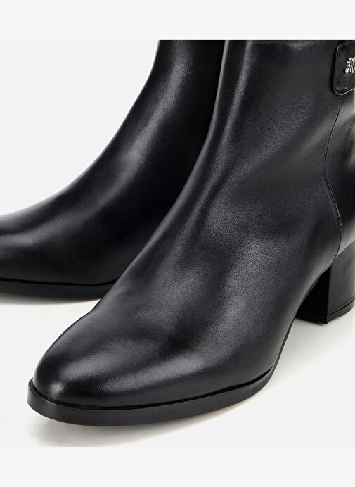 Kadın Deri Siyah Toka Detaylı Bilekte Topuklu Bot 01BOH313370A100 - Görsel 4