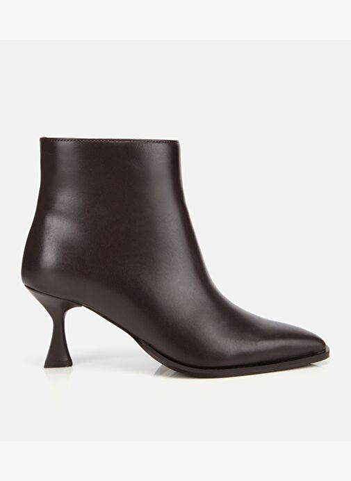 Kadın Deri Kahverengi Sivri Burunlu Bilekte Topuklu Bot 01BOH313220A480 - Görsel 2