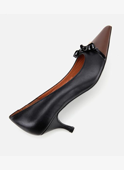 Kadın Deri Siyah Fiyonk Detaylı İnce Topuklu Stiletto 01AYH313670A141 - Görsel 7