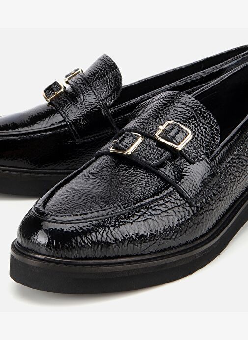 Kadın Rugan Deri Siyah Tokalı Klasik Loafer 01AYH313640A100 - Görsel 4