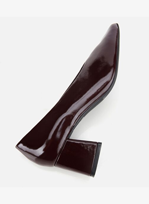 Kadın Rugan Deri Bordo Yumuşak Dokulu Kalın Topuklu Ayakkabı 01AYH315500A780 - Görsel 7