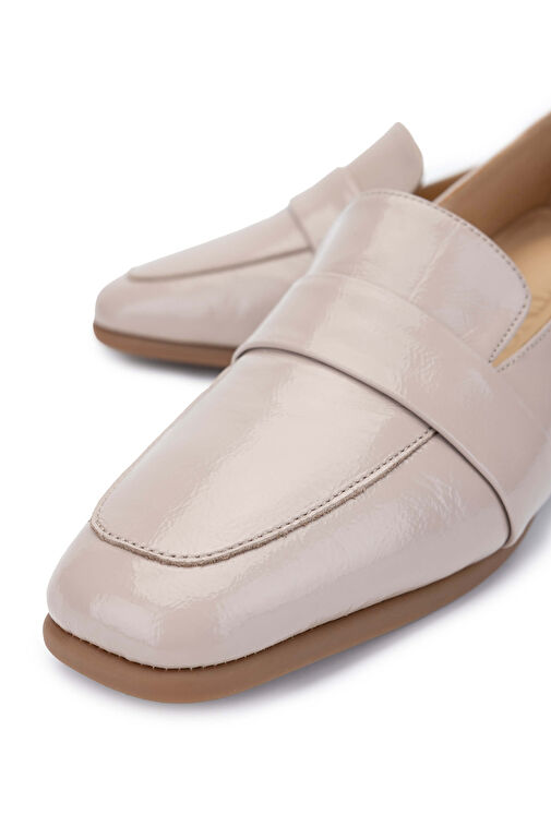 Tamer Tanca Siyah Kadın Rugan Topuklu Ayakkabı 922 25143223 BN AYK SK24-25 - Görsel 4