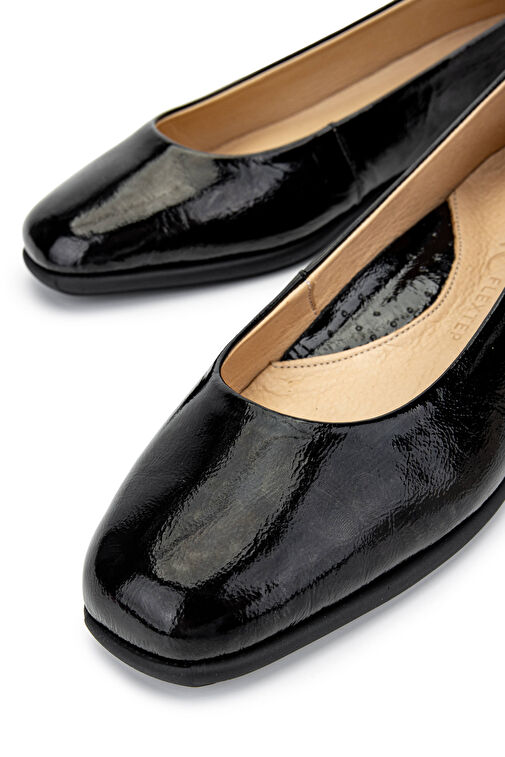 Tamer Tanca Kadın Hakiki Deri Siyah Rugan Babet Ayakkabı - Görsel 5