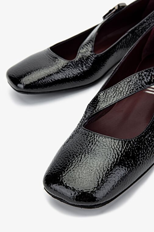 Valmenti Siyah Kadın Rugan Babet 1046 3492 BN AYK SK24-25 - Görsel 4