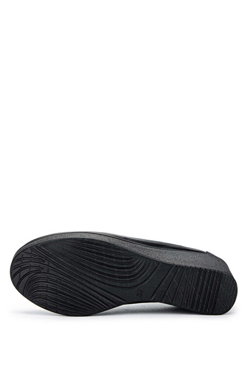 Tamer Tanca Siyah Kadın Deri Dolgu Topuk Ayakkabı 824 6002 BN AYK SK24-25 - Görsel 4