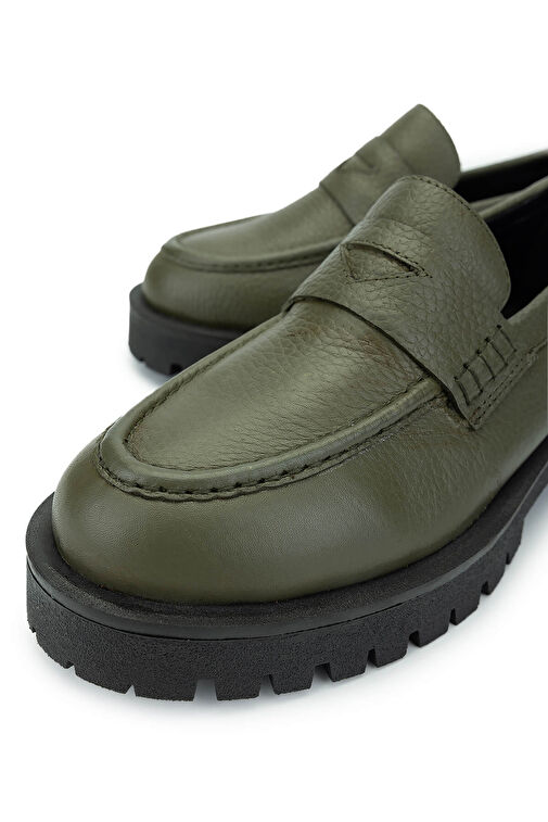 Tamer Tanca Siyah Kadın Rugan Loafer 1054 04 BN AYK SK24-25 - Görsel 4