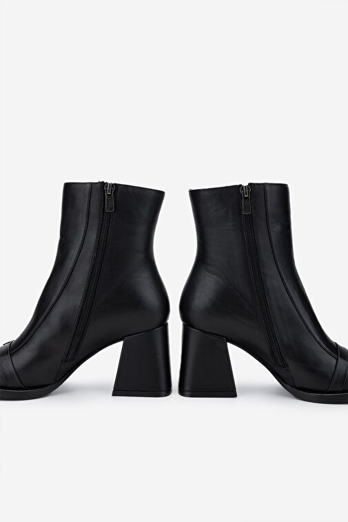 Valmenti Kadın . Siyah Deri Topuklu Bot - Görsel 5