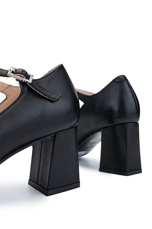 Tamer Tanca Siyah Kadın Deri Topuklu Ayakkabı 1055 2703 BN AYK SK24-25 - Görsel 5