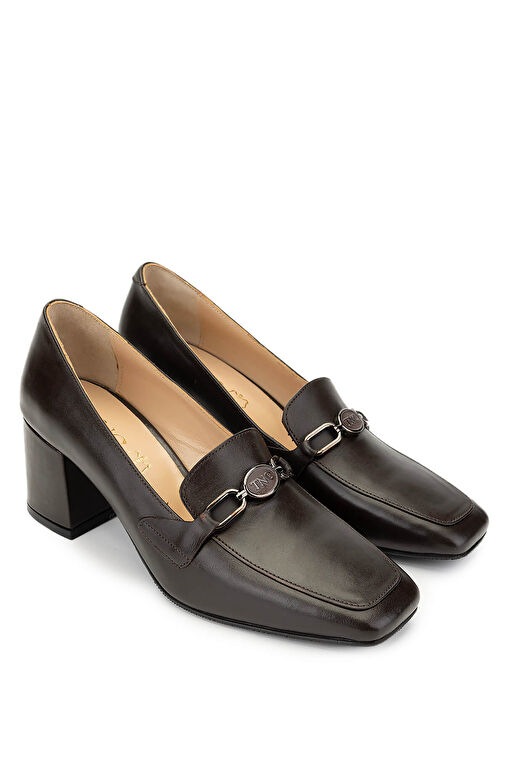 Tamer Tanca Siyah Kadın Deri Topuklu Ayakkabı 1064 01 BN AYK SK24-25 - Görsel 3