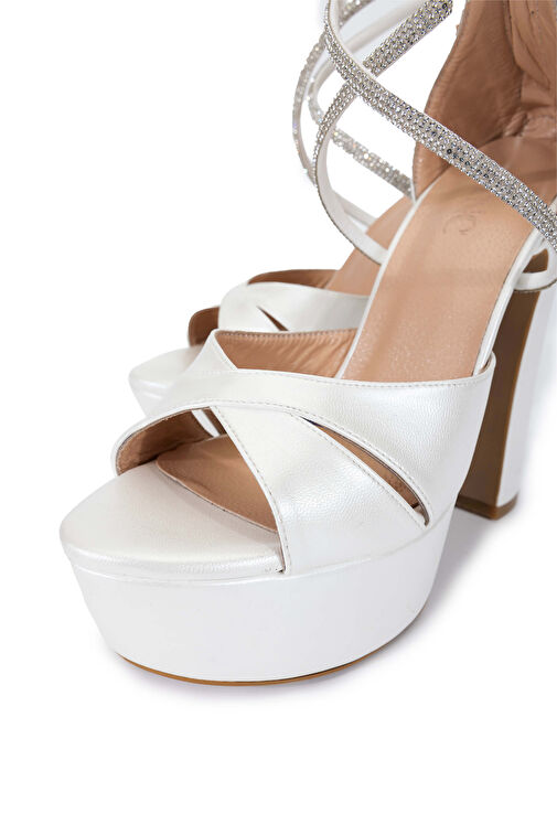 Tamer Tanca Altın Kadın Deri Topuklu Ayakkabı 1065 223-551 BN AYK SK24-25 - Görsel 4