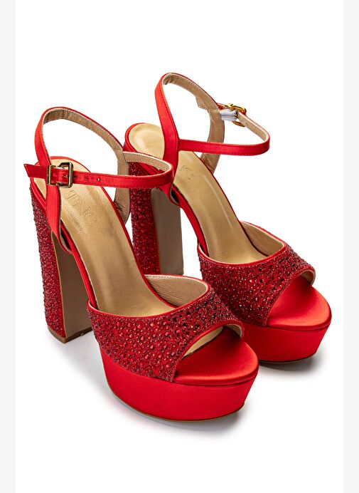 Tamer Tanca Kadın Suni Deri Kırmızı Topuklu Ayakkabı - Görsel 3