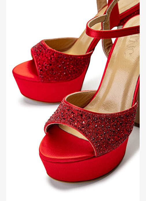 Tamer Tanca Kadın Suni Deri Kırmızı Topuklu Ayakkabı - Görsel 5