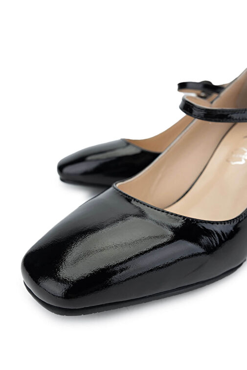 Tamer Tanca Bordo Kadın Rugan Topuklu Ayakkabı 1027 09 BN AYK SK24-25 - Görsel 4