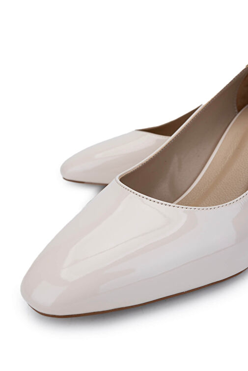 Tamer Tanca Kadın Suni Deri Bej Rugan Topuklu Ayakkabı - Görsel 4