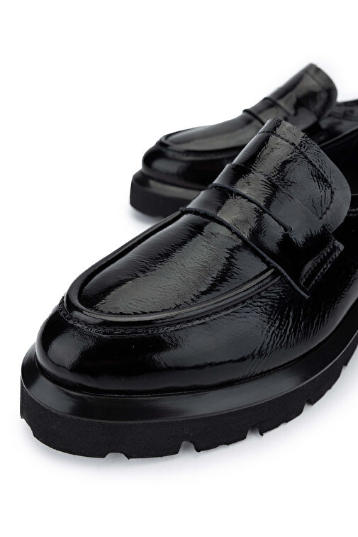 Tamer Tanca Siyah Kadın Rugan Loafer 775 104-4128 BN AYK SK24-25 - Görsel 4